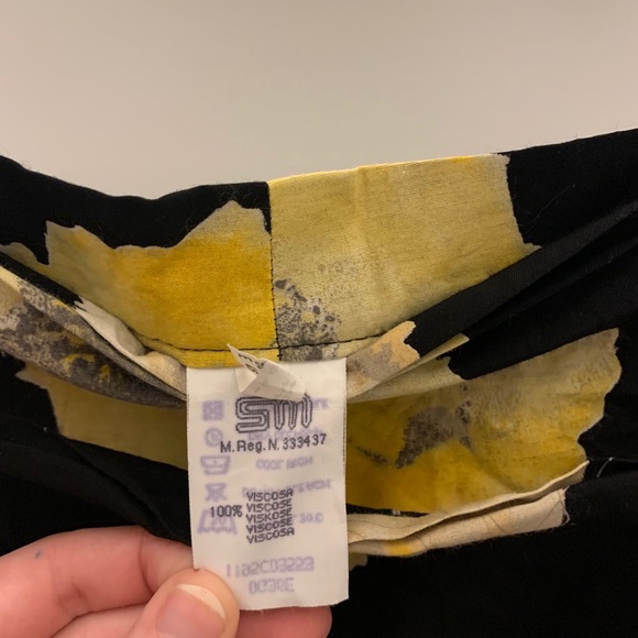 THRIFTED FLORAL WRAP SKIRT - Picture 3 of 3